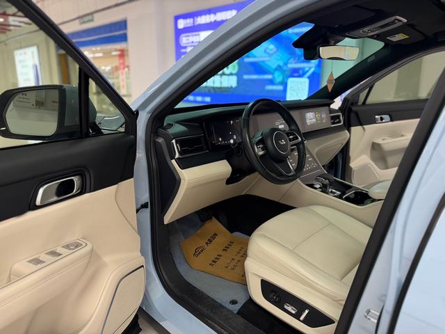 Li Auto ONE 2021 Range Extender 6-Seat – фото 4