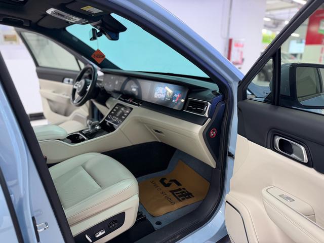 Li Auto ONE 2021 Range Extender 6-Seat – фото 6