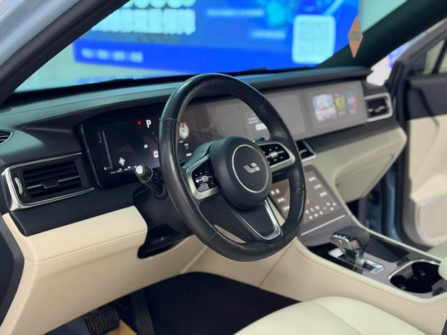 Li Auto ONE 2021 Range Extender 6-Seat – фото 16