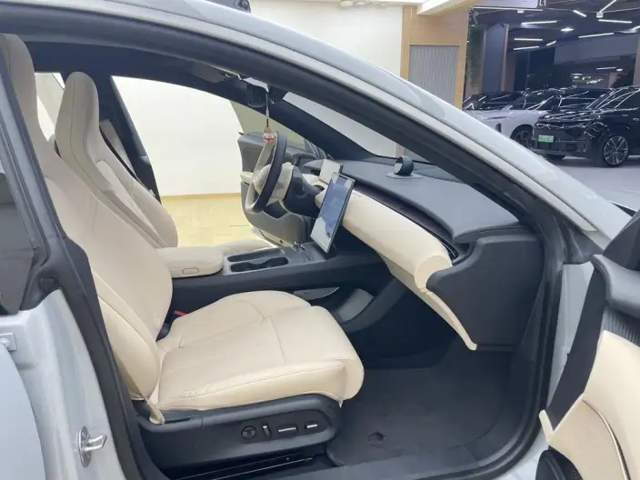 NIO ET5 2022 Model 75kWh – фото 10