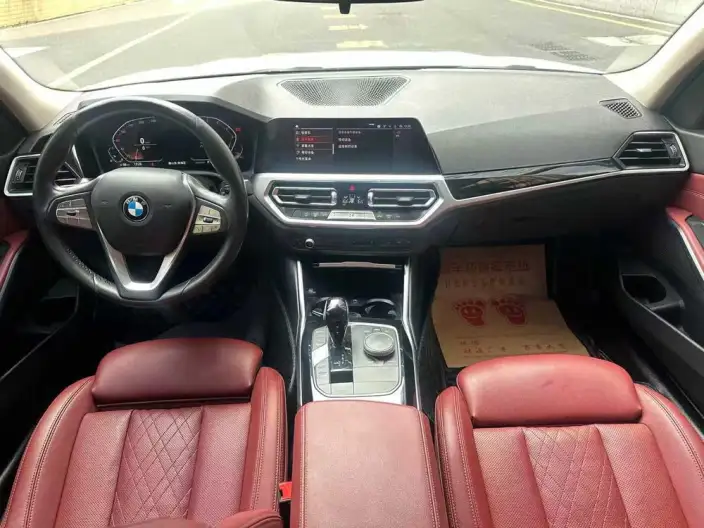 BMW 3 Series 2022 Model 320i Sports Set – фото 6
