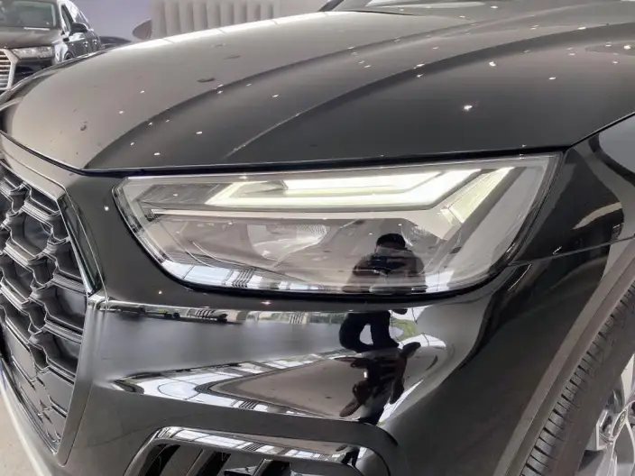 Audi Q5L 2025 Model quattro 45th Anniversary Collector Edition Edition 40TFSI Luxury Dynamic Model – фото 10