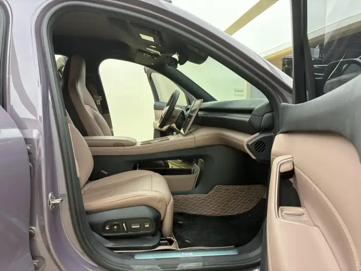 NIO EC6 2024 Model 75kWh – фото 8