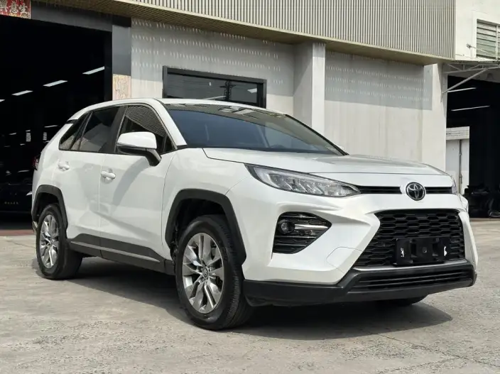 Toyota Wildlander 2021 Model 2.0L 2WD Deluxe Edition – фото 3
