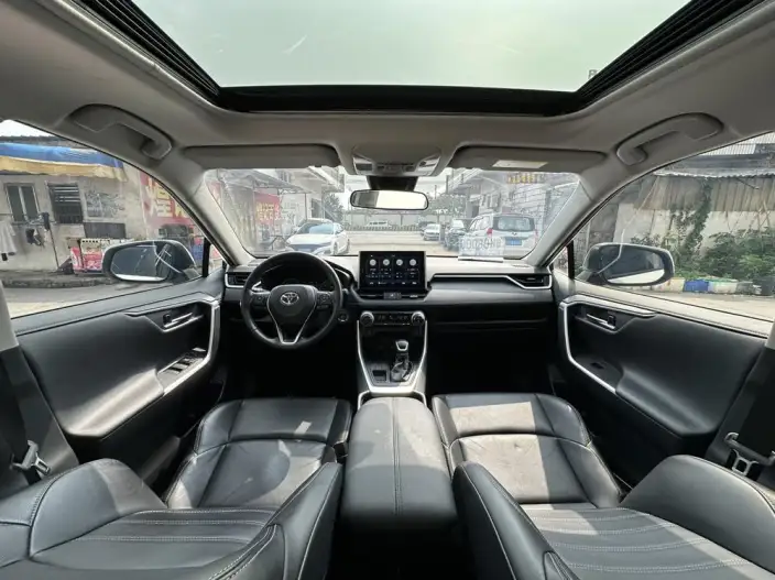 Toyota Wildlander 2021 Model 2.0L 2WD Deluxe Edition – фото 9