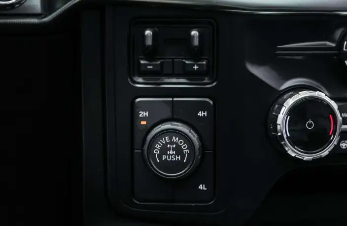 Ford F-150 Raptor 2023 Model 3.5T Automatic 4WD 5 seat Parallel Imported – фото 10