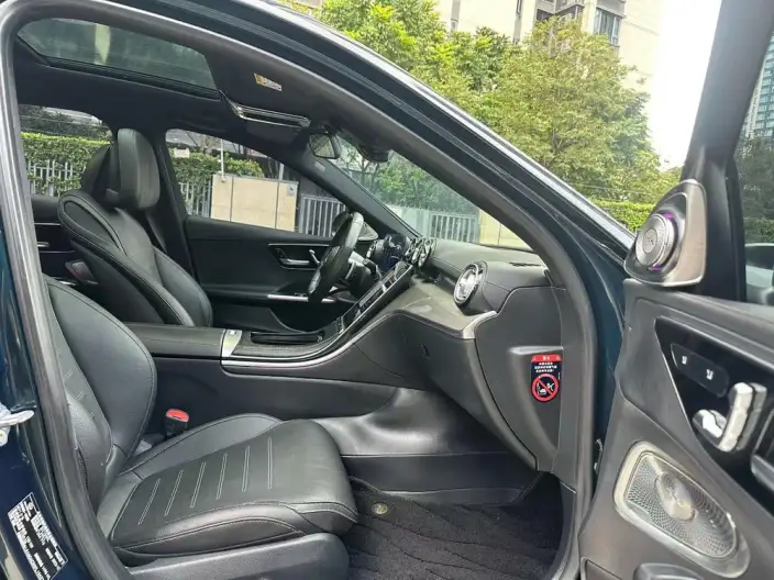 Mercedes-Benz C-Class 2023 Model C 260 L Sports Edition – фото 7
