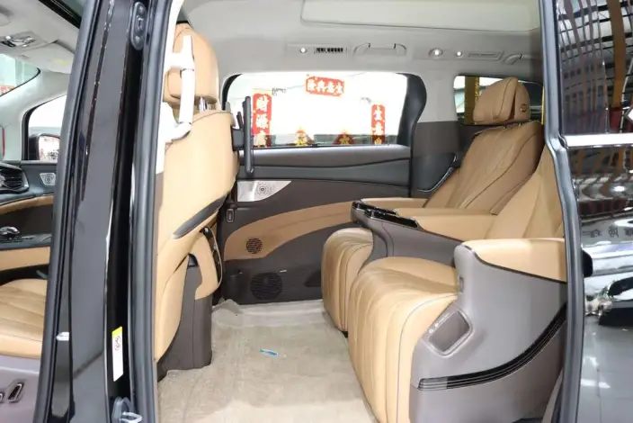 DENZA D9 DM 2022 Model 970 4WD Flagship Model – фото 9