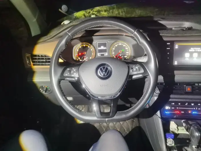 Volkswagen Tharu 2021 Model 280TSI 2WD Comfort Edition – фото 7