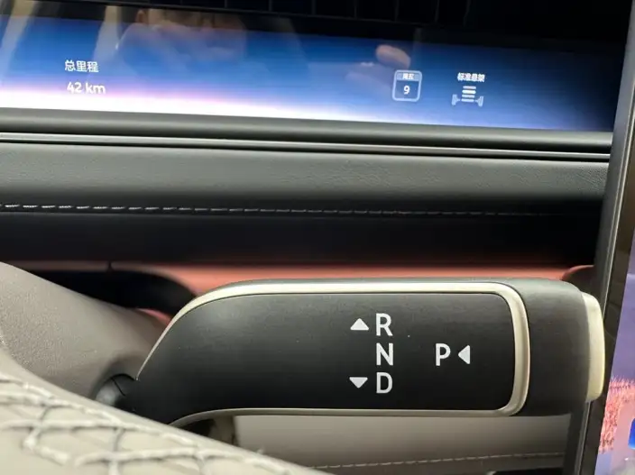 NIO ES8 2026 Model VI seat Executive Deluxe Edition – фото 10