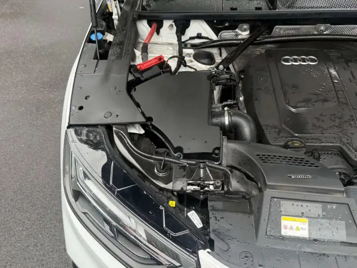 Audi Q5L Sportback 2024 Model 40 TFSI Luxury Model – фото 9