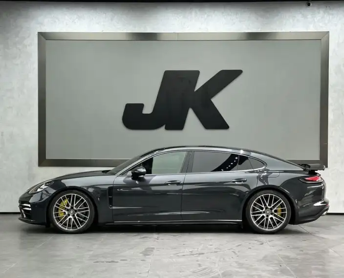 Panamera E-Hybrid 2023 Model Panamera Turbo S E-Hybrid Executive Extended Edition 4.0T – фото 3