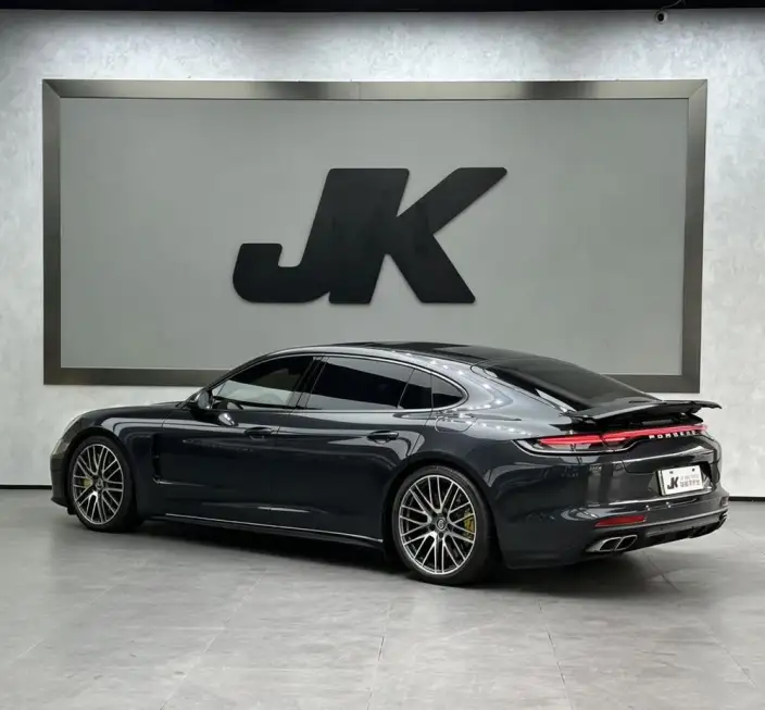 Panamera E-Hybrid 2023 Model Panamera Turbo S E-Hybrid Executive Extended Edition 4.0T – фото 4