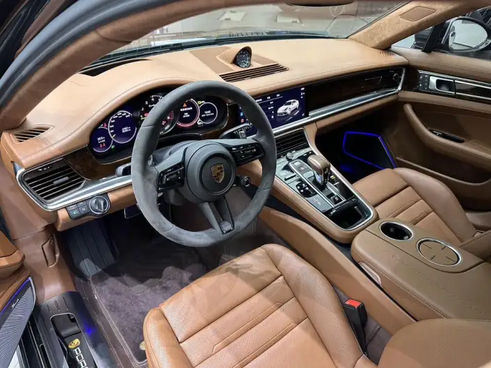 Panamera E-Hybrid 2023 Model Panamera Turbo S E-Hybrid Executive Extended Edition 4.0T – фото 7