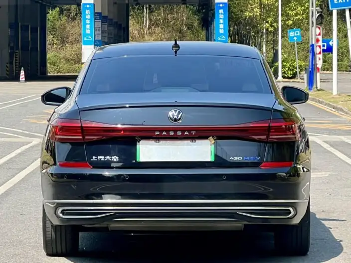 Volkswagen Passat PHEV 2023 Model 430PHEV Hybrid Elite Edition – фото 6
