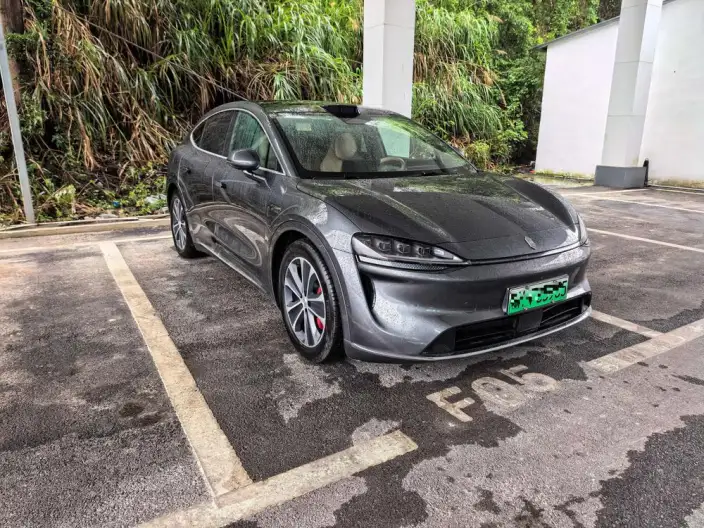 Luxeed R7 2025 Model Extended Range 53.4kWh Ultra 4WD Edition