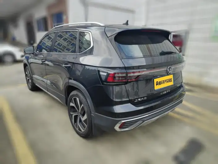Volkswagen Tharu 2023 Model 300TSI 2WD Full Moon Edition