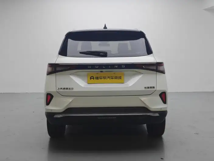 WULING Asta 2021 Model 1.5T Automatic Starlight Edition – фото 6