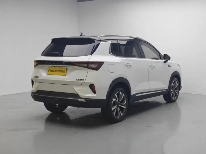 WULING Asta 2021 Model 1.5T Automatic Starlight Edition – фото 7