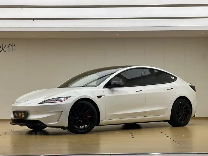 Model 3 2024 Model High performance All-wheel drive version