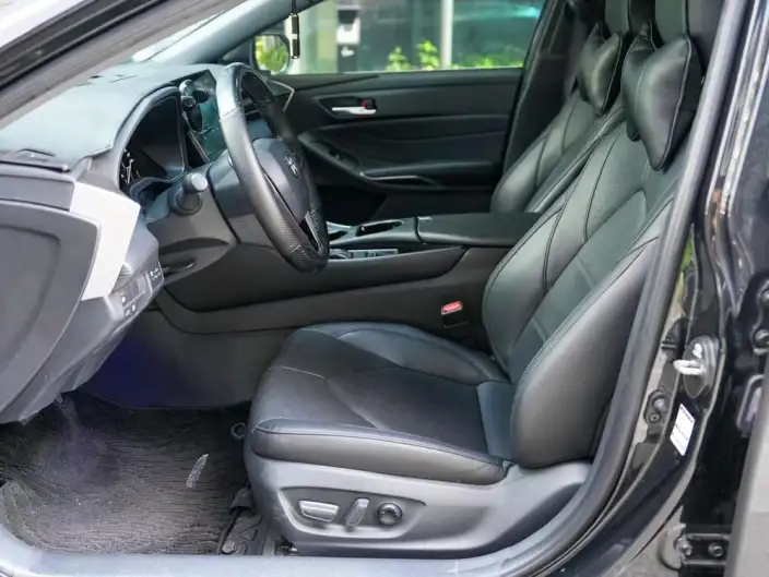 Toyota Avalon 2023 Model 2.0L CVT Deluxe Edition – фото 9