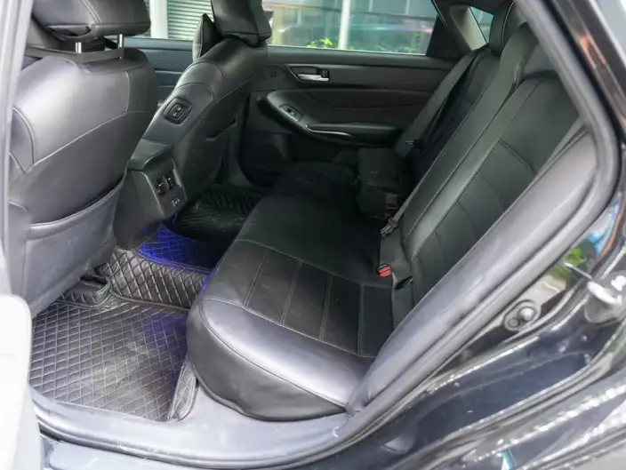 Toyota Avalon 2023 Model 2.0L CVT Deluxe Edition – фото 10