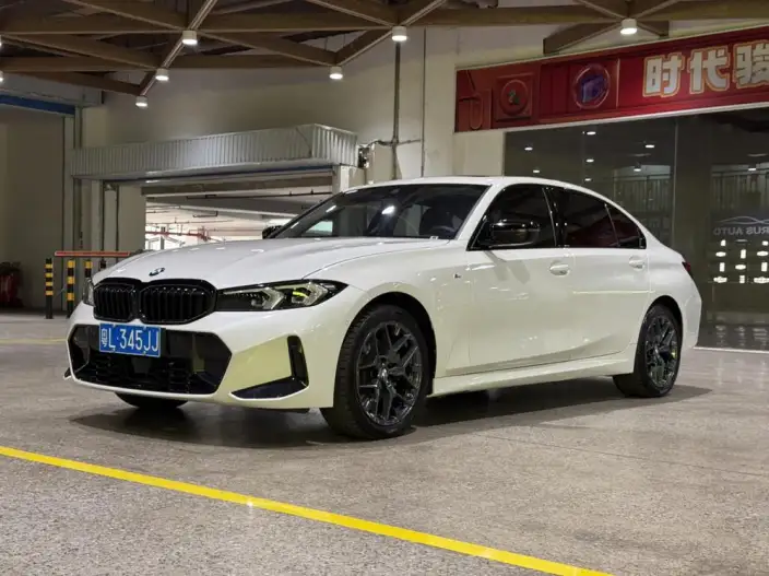 BMW 3 Series 2025 Model 330Li M Sports Night Set – фото 1