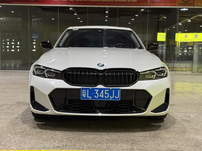 BMW 3 Series 2025 Model 330Li M Sports Night Set – фото 2
