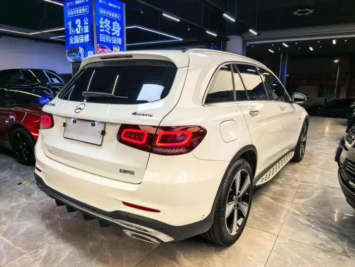 Mercedes-Benz GLC 2022 Model Facelift GLC 300 L 4MATIC Dynamic Model Collector Edition – фото 6