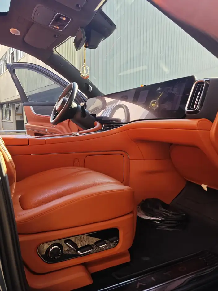 Aito M9 2024 Model Extended Range Ultra VI seat Edition – фото 6