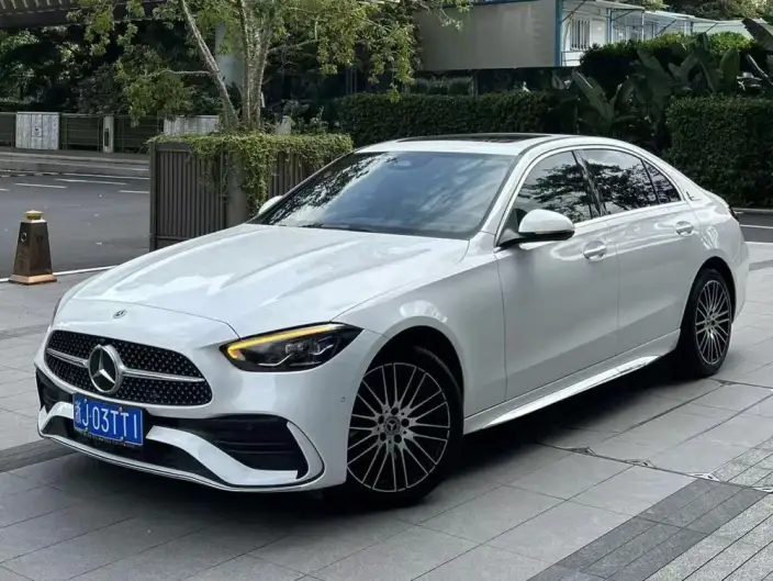 Mercedes-Benz C-Class 2023 Model Facelift C 200 L Sports Edition – фото 1
