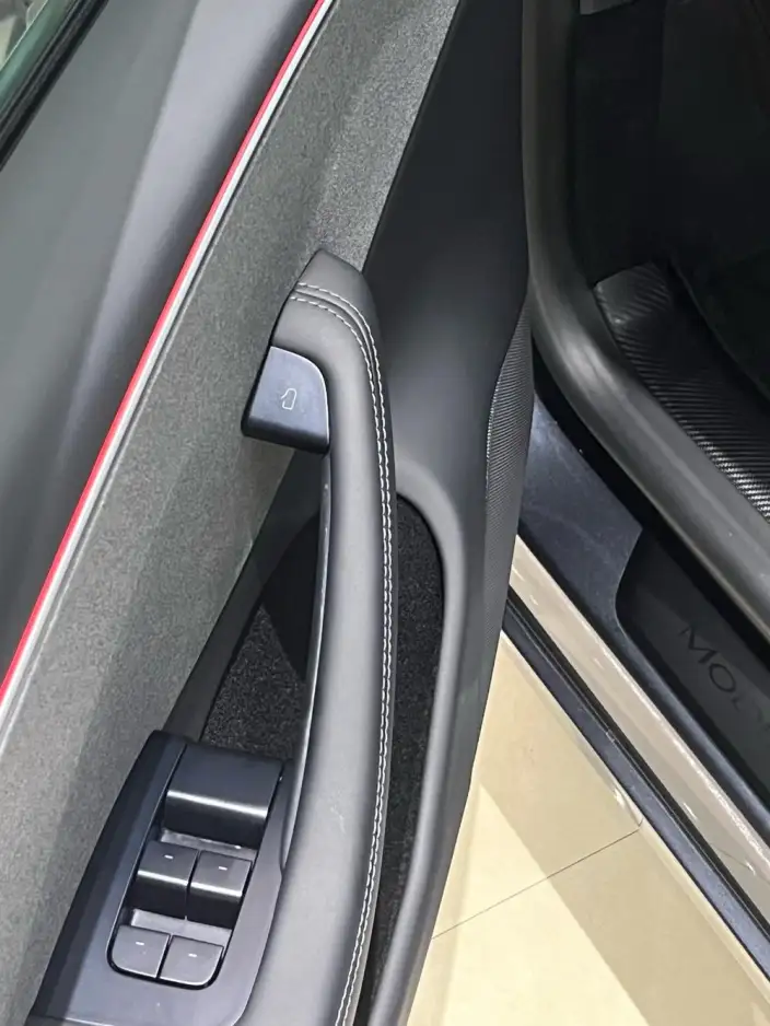 Model 3 2023 Model Rear-wheel drive version – фото 10