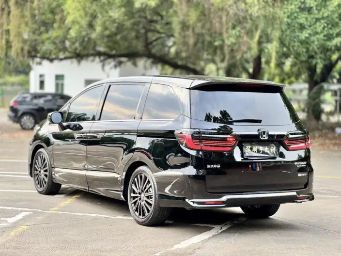 Honda Elysion 2024 Model 2.0L e:HEV Deluxe Edition – фото 5
