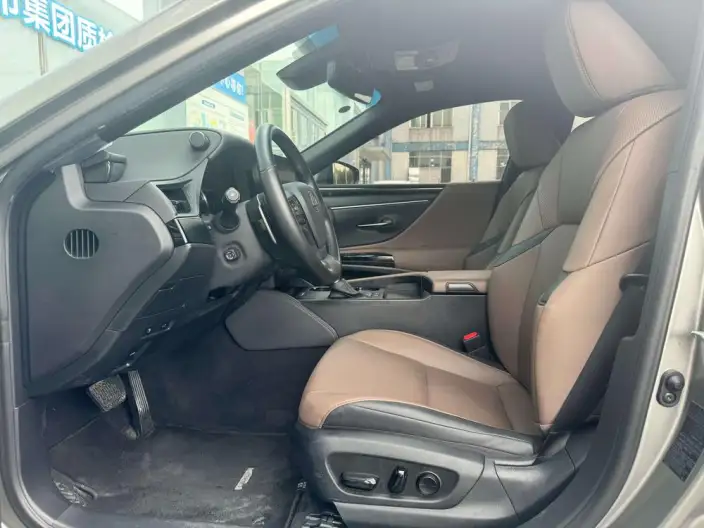 Lexus ES 2022 Model 200 Superior Edition – фото 8