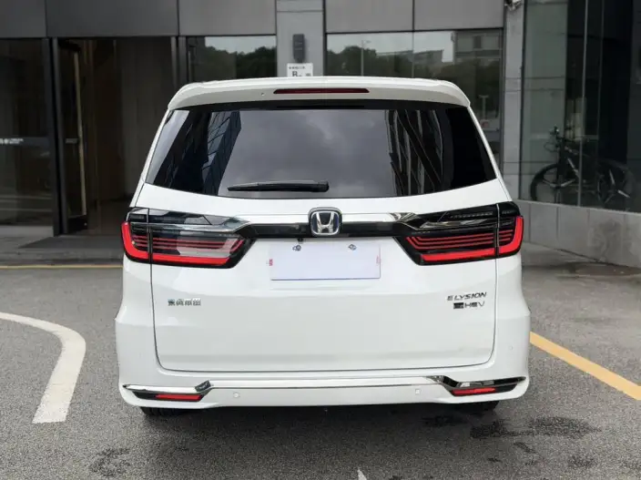 Honda Elysion 2022 Model 2.0L Hybrid Deluxe Edition – фото 5