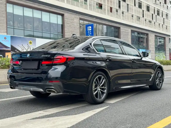 BMW 5 Series 2022 Model Facelift 525Li M Sports Set – фото 6