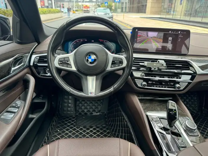BMW 5 Series 2022 Model Facelift 525Li M Sports Set – фото 8