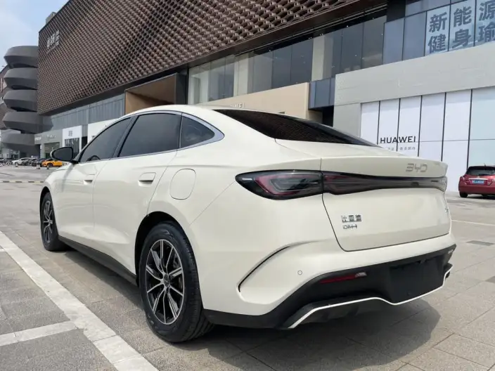 BYD Seal 06 DM 2024 Model DM-i 120KM Exclusive Model – фото 5