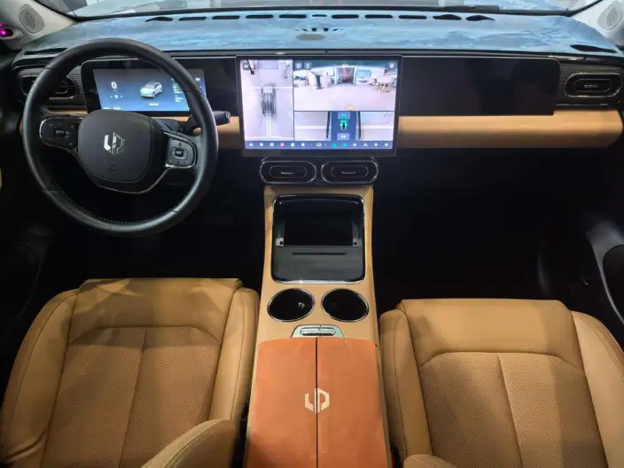 Leapmotor C11 2024 Model EV Edition 580 Exclusive Edition – фото 8