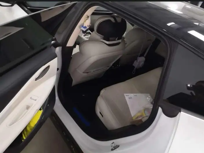 Lynk & Co 10 EM-P 2025 Model 120 4WD Ultra – фото 8
