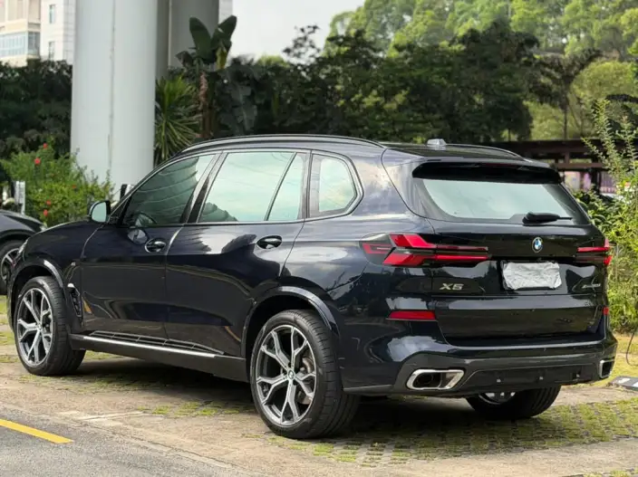 BMW X5 2023 Model xDrive30Li Exclusive Model M Sports Night Set