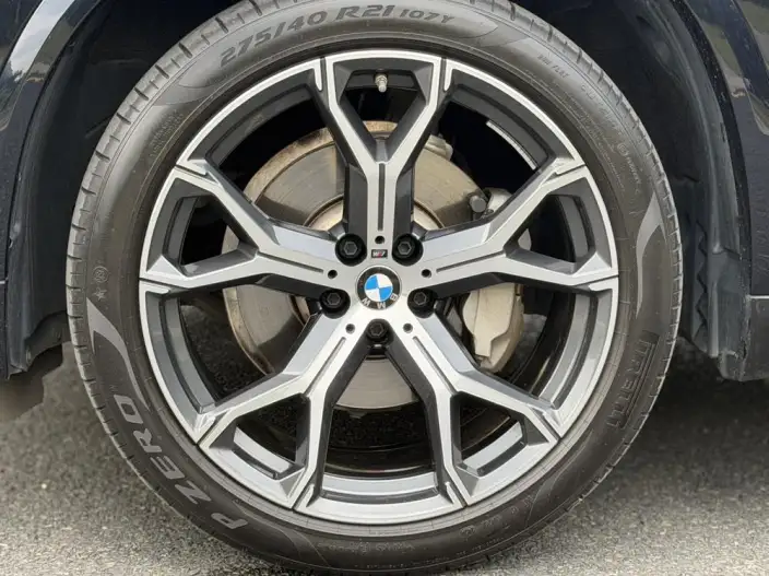 BMW X5 2023 Model xDrive30Li Exclusive Model M Sports Night Set – фото 9