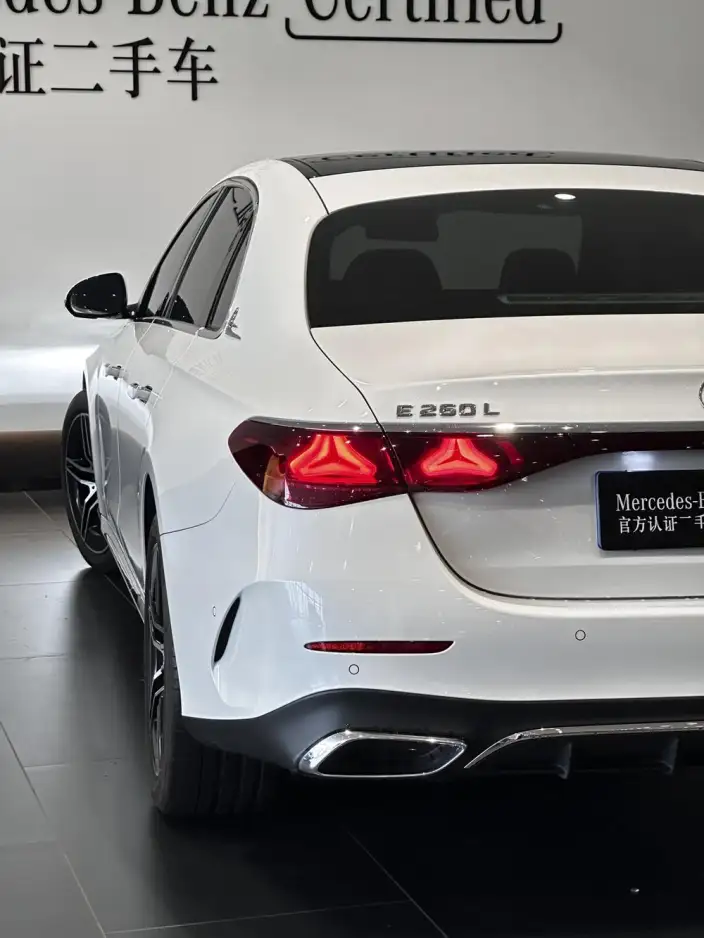 Mercedes-Benz E-Class 2024 Model E 260 L Sports sedan – фото 9