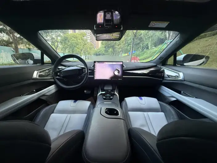 HiPhi Z 2023 Model 5 seat Edition – фото 10