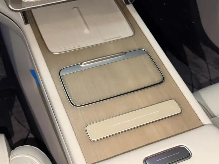 NIO ES8 2026 Model VI seat Executive Signature Edition – фото 9