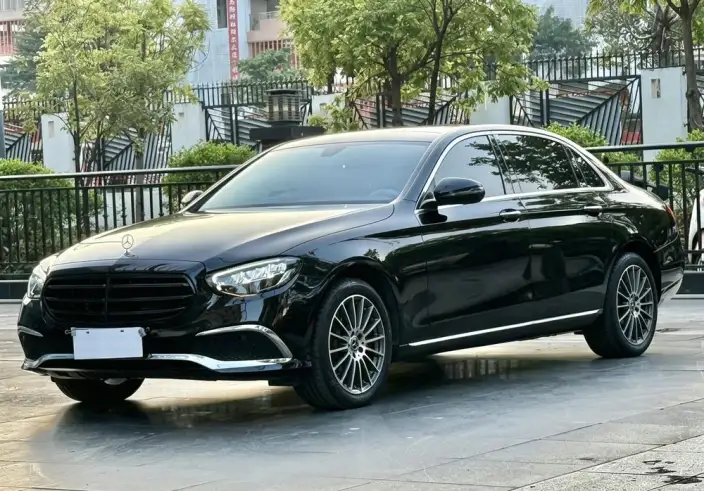 Mercedes-Benz E-Class 2023 Model E 260 L sedan
