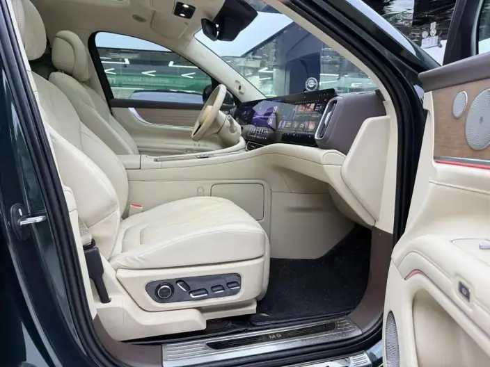 Aito M9 2024 Model Extended Range Ultra VI seat Edition – фото 7