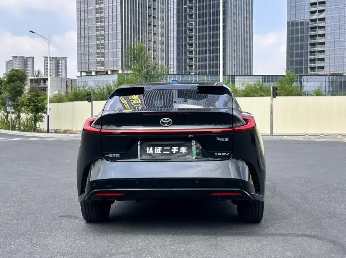 TOYOTA bZ5 2025 Model 550 PRO – фото 6