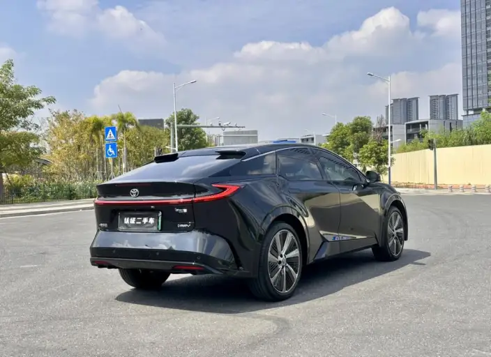 TOYOTA bZ5 2025 Model 550 PRO – фото 7