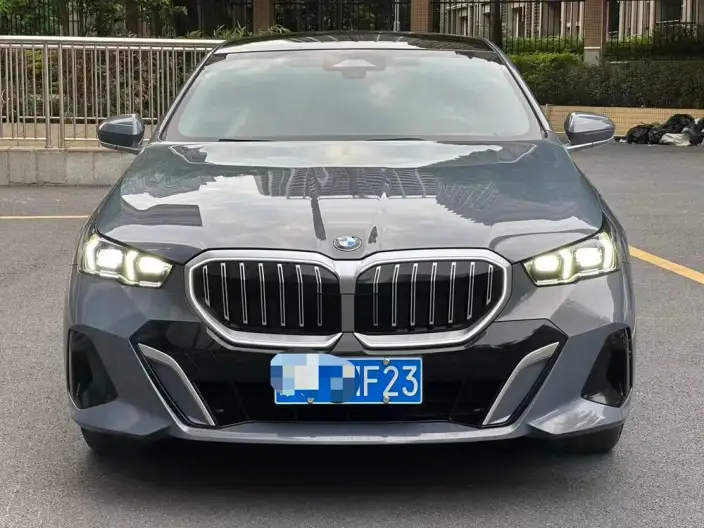 BMW 5 Series 2024 Model 525Li M Sports Set